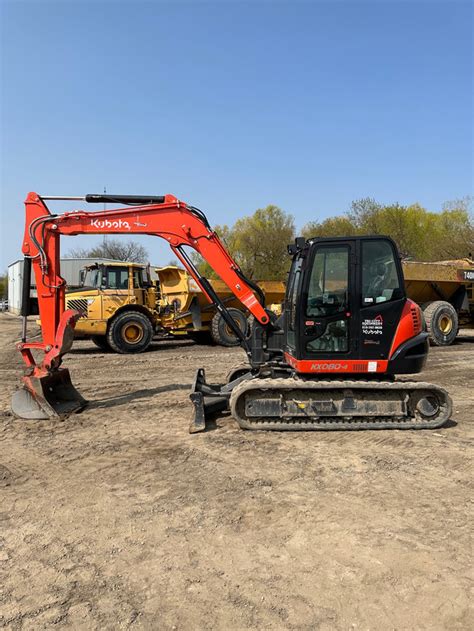 Mini Excavator Rentals in Guelph, ON 